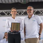 Entrega-Computadoras-Honduras-1 Una computadora por niño